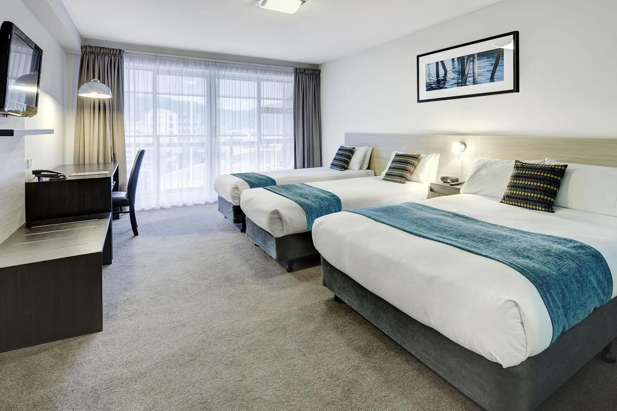 Edit Hotel Picton